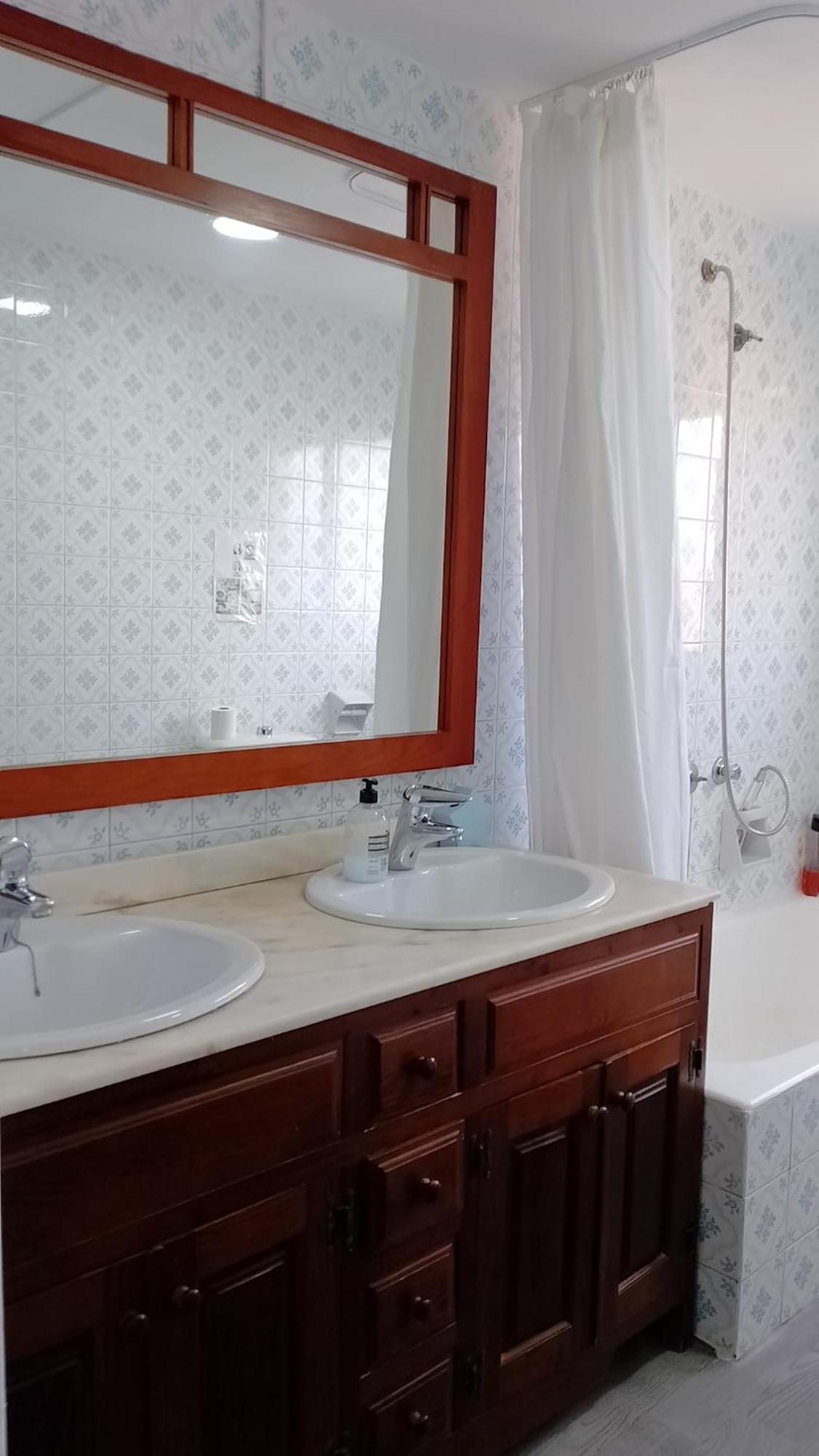 Habitacion Privada Centro Malaga Cerca Tren Maria Zambrano Y Playa Muy Buena Conexion Wifi Экстерьер фото