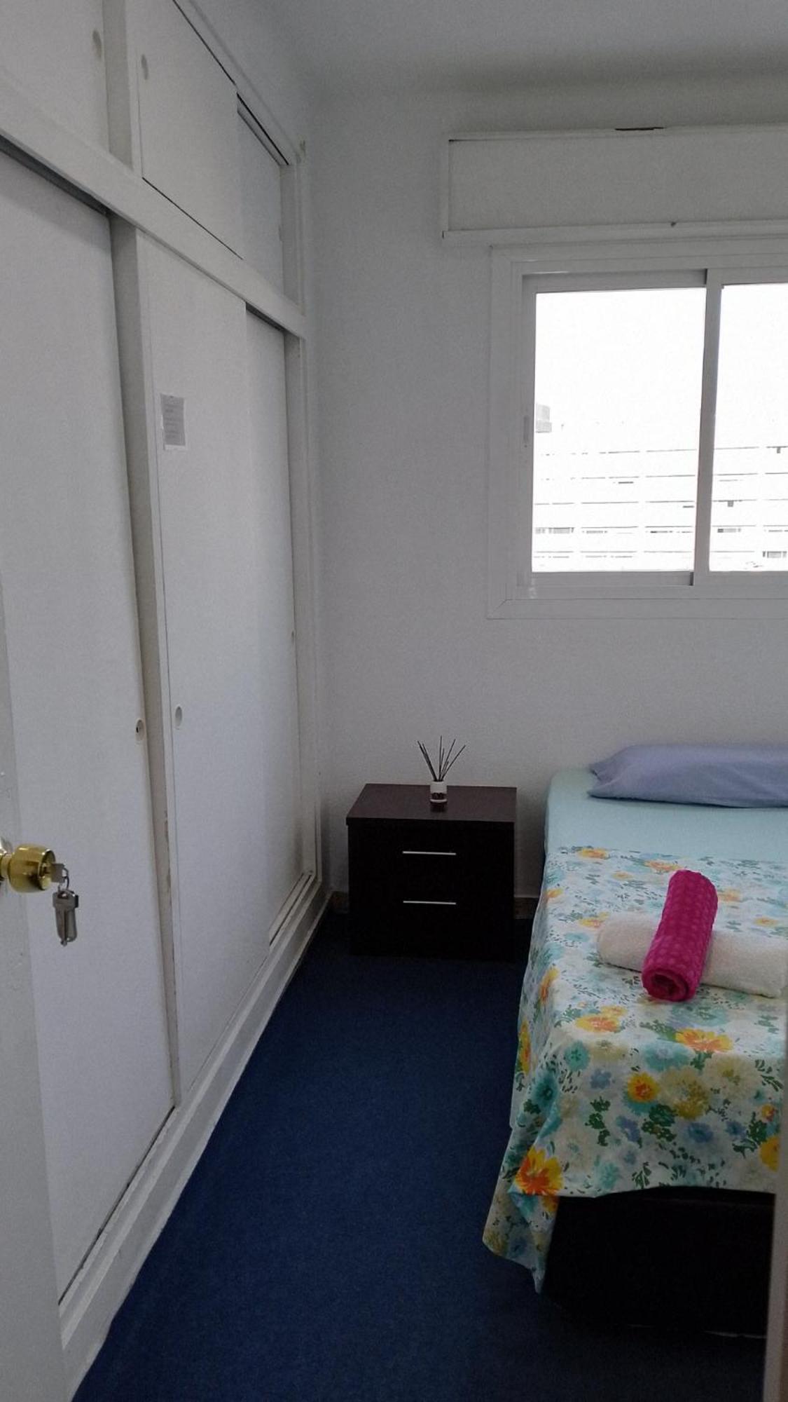 Habitacion Privada Centro Malaga Cerca Tren Maria Zambrano Y Playa Muy Buena Conexion Wifi Экстерьер фото